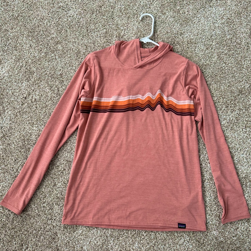 Womens Capilene Cool Daily Graphic Hoodie